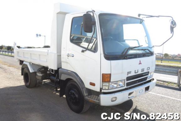 2002 Mitsubishi / Fuso Fighter Stock No. 82458